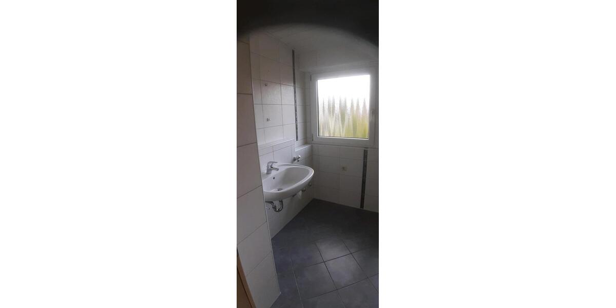 Dachgeschoßwohnung Nürnberg Altenfurt - 3 Zimmer, 87 m&sup2;, 1.360&euro; | Angebot:27588614