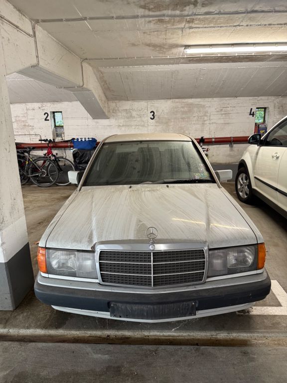 Mercedes-Benz 190 135.000 km 4.999 € nürnberg 90479