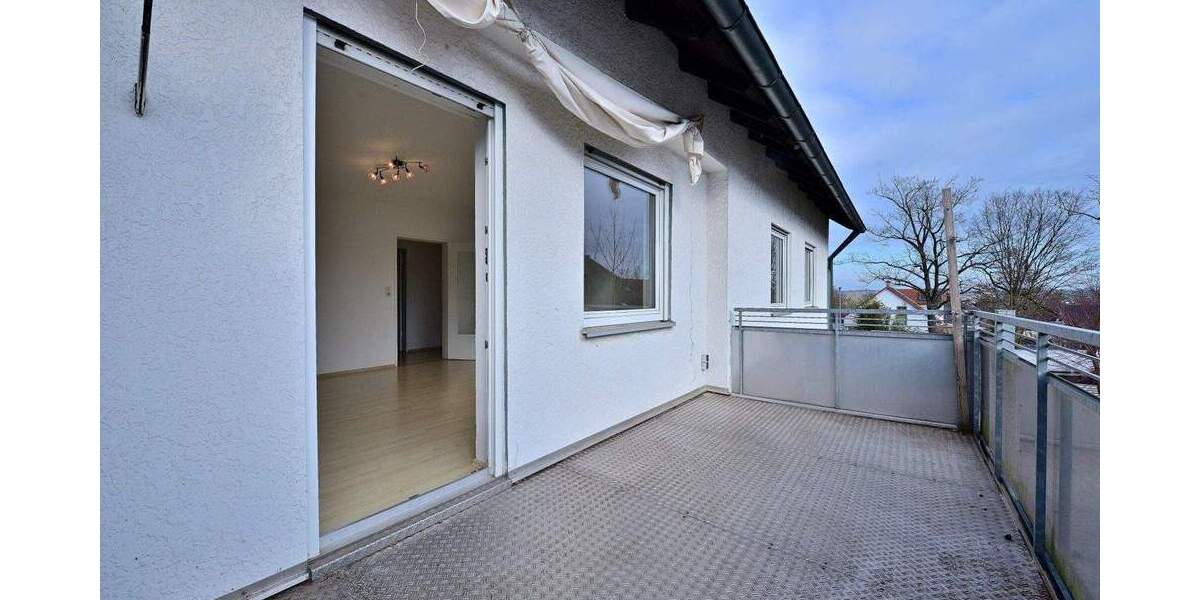 Etagenwohnung Schwabach Limbach - 4 Zimmer, 98 m&sup2;, 980&euro; | Angebot:25096329