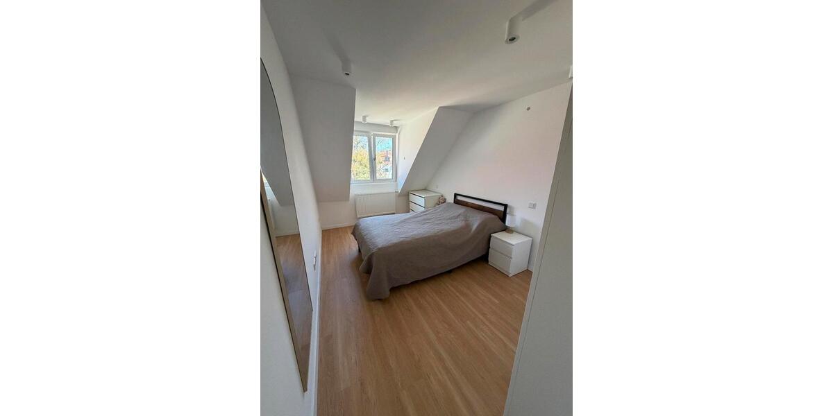 Dachgeschoßwohnung Nürnberg Rabus - 2 Zimmer, 54 m&sup2;, 890&euro; | Angebot:27600799