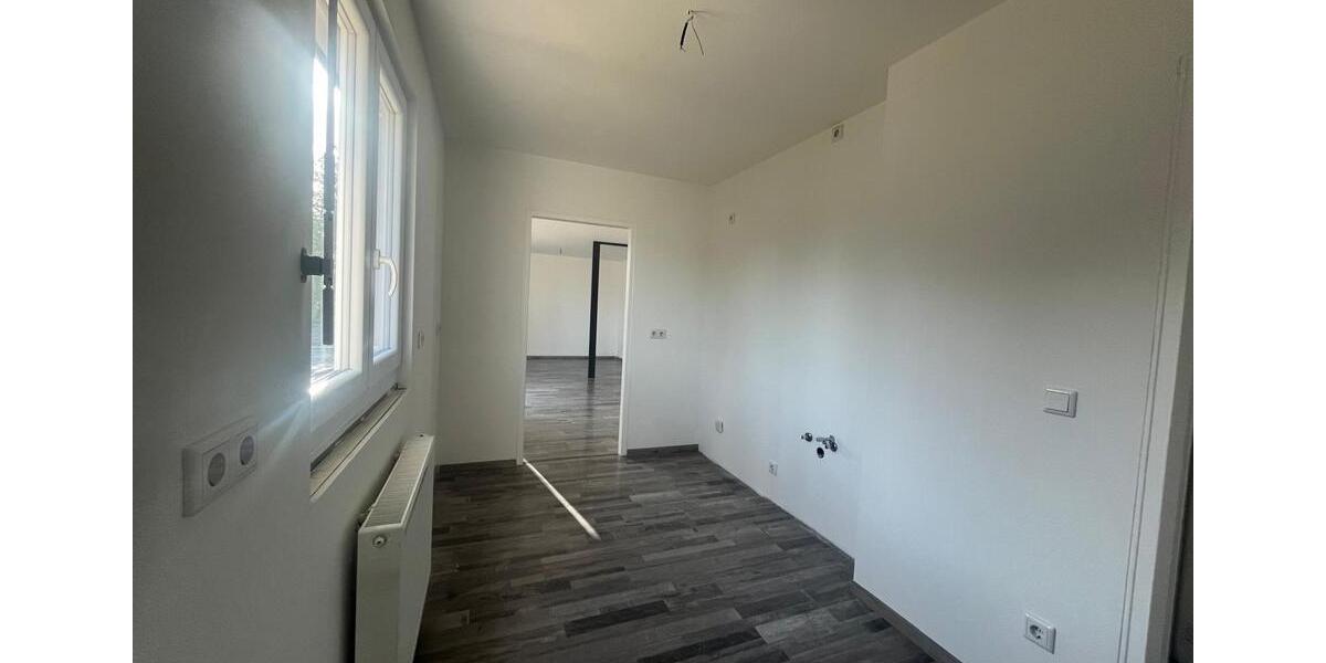 Bungalow Allersberg Eismannsdorf - 6 Zimmer, 140 m&sup2;, 1.850&euro; | Angebot:27617220