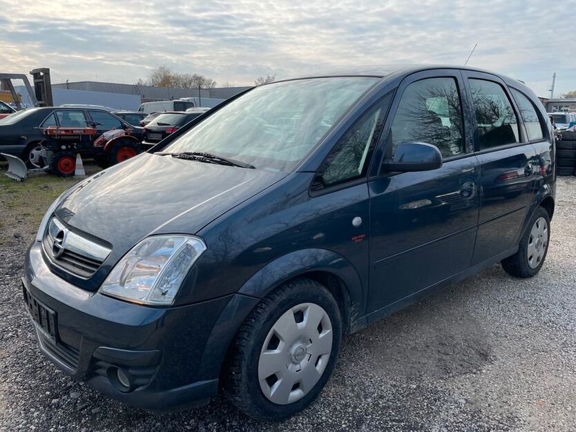 Opel Meriva 163.000 km 1.900 € Nürnberg 90427