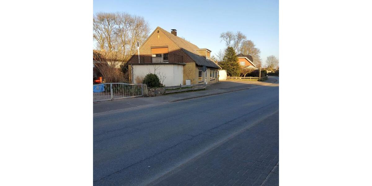 Einfamilienhaus Nürnberg Buchenbühl - 7 Zimmer, 236 m&sup2;, 155.000&euro; | Angebot:24781509