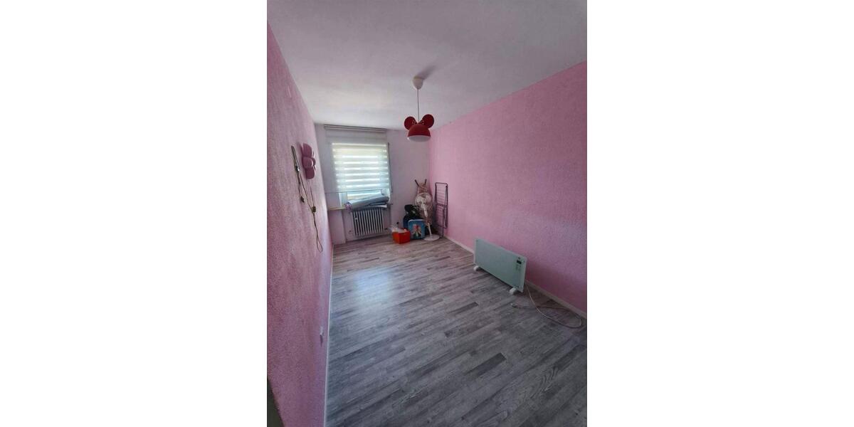 Reihenhaus Zirndorf - 6 Zimmer, 144 m&sup2;, 600.000&euro; | Angebot:27209548