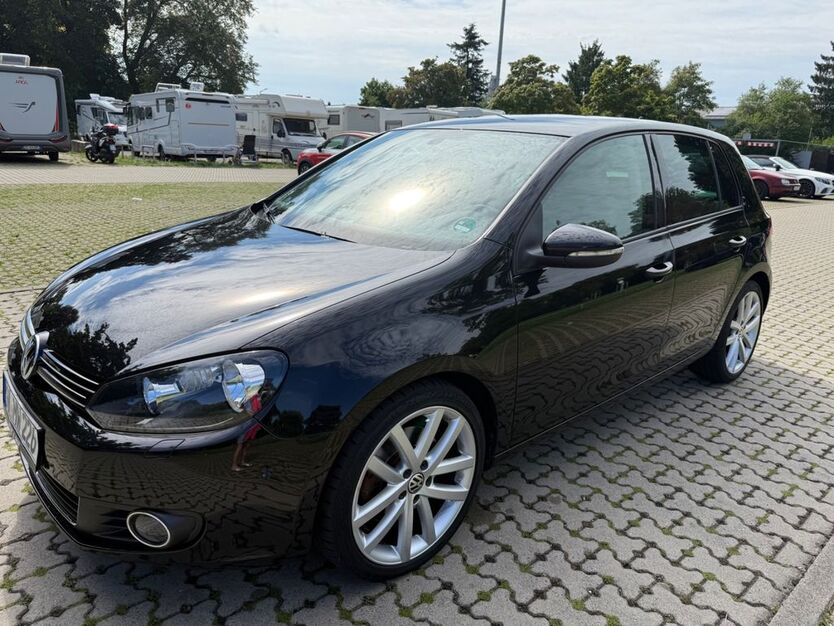 VW Golf 104.000 km 7.800 € Nürnberg 90403