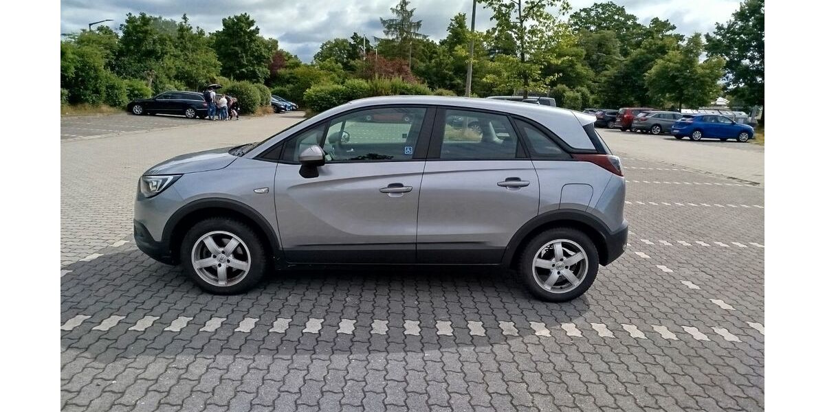 Opel Crossland (X) 34.324 km 12.990 &euro; Oberasbach 90522