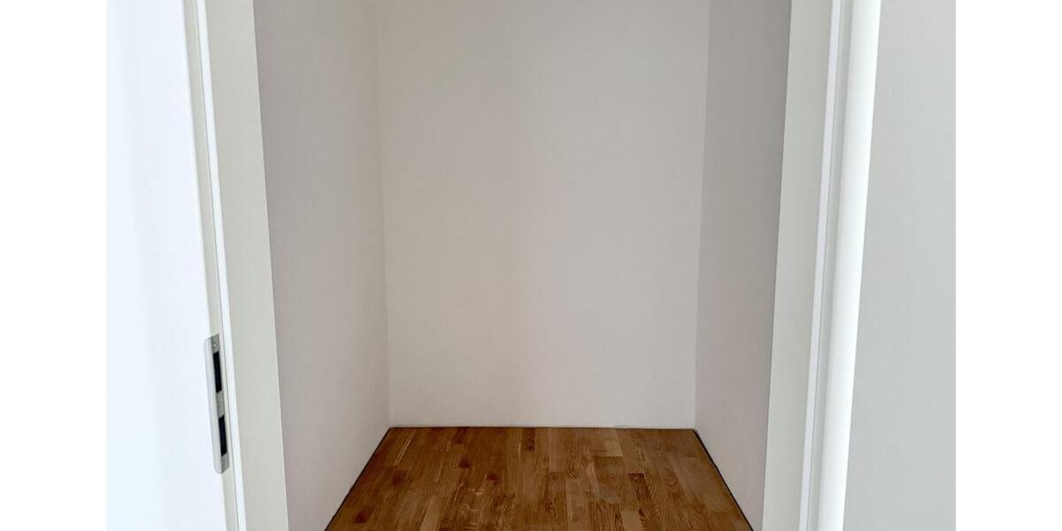 Etagenwohnung Erlangen Am Anger - 3 Zimmer, 90 m&sup2;, 1.840&euro; | Angebot:24981802