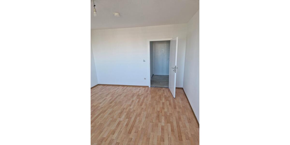 Etagenwohnung Nürnberg Langwasser - 2 Zimmer, 58 m&sup2;, 215.000&euro; | Angebot:27077325