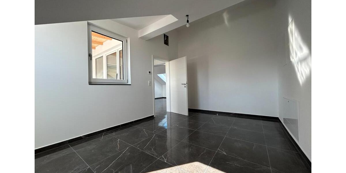 Einfamilienhaus Nürnberg Gärten bei Wöhrd - 1 Zimmer, 75 m&sup2;, 1.500&euro; | Angebot:27607637