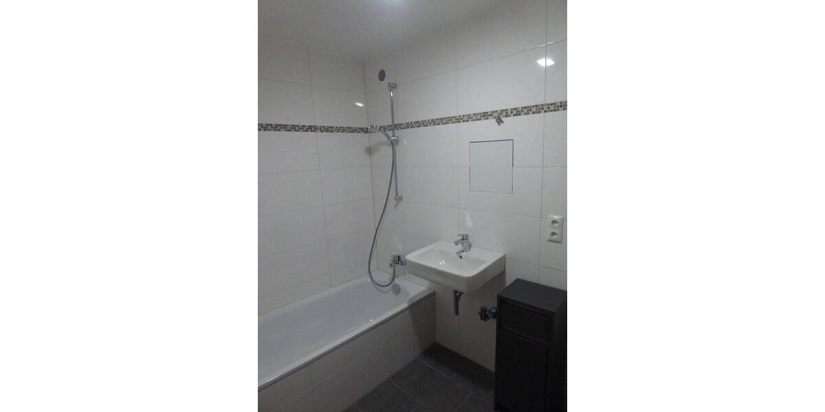 Etagenwohnung Erlangen Büchenbach - 2 Zimmer, 61 m&sup2;, 815&euro; | Angebot:26915822