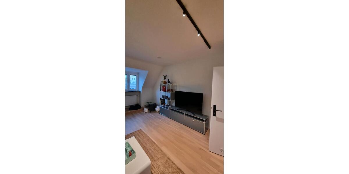 Dachgeschoßwohnung Nürnberg Kleinweidenmühle - 3 Zimmer, 68 m&sup2;, 355.500&euro; | Angebot:26458924