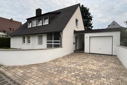 Haus Nürnberg Gaismannshof - 6 Zimmer, 143 m&sup2;, 2.000&euro; | Angebot:26594505