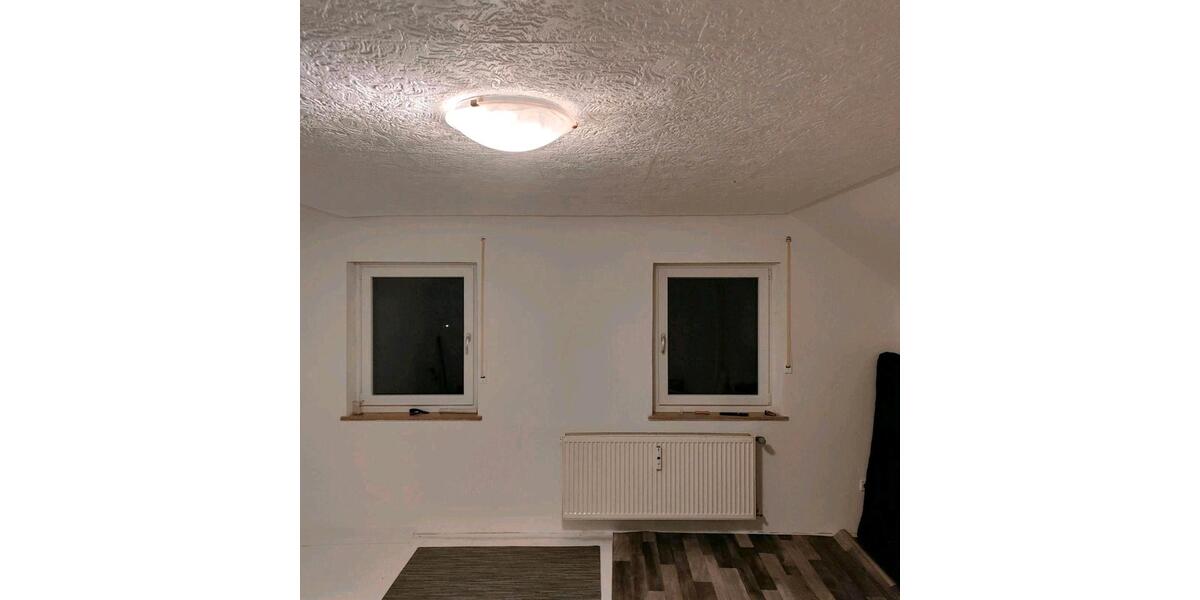 Dachgeschoßwohnung Allersberg Eismannsdorf - 4 Zimmer, 87 m&sup2;, 185.000&euro; | Angebot:26053224