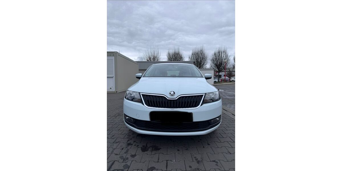 Skoda Rapid 37.900 km 11.490 &euro; Nürnberg 90461