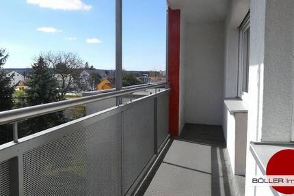 Perfekt für den Single oder Wochenendheimfahrer! Smarte 1-Zi. Wohnung mit Balkon in Altenfurt! zimmer