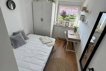 Wohnung Nürnberg Zollhaus - 4 Zimmer, 57 m&sup2;, 380&euro; | Angebot:26863589