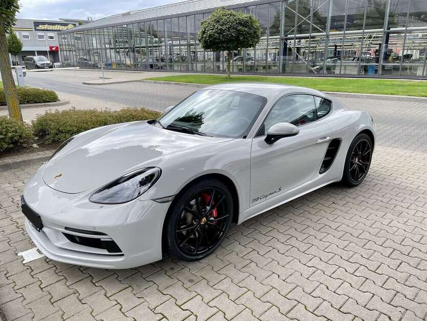 Porsche Cayman 134.000 km 59.999 € Nürnberg 90427