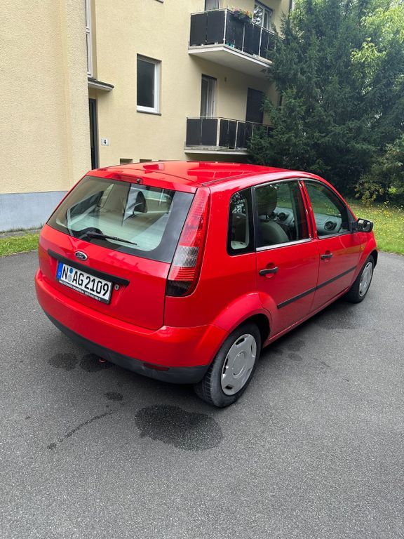 Ford Fiesta 181.000 km 1.899 € Nürnberg 90408
