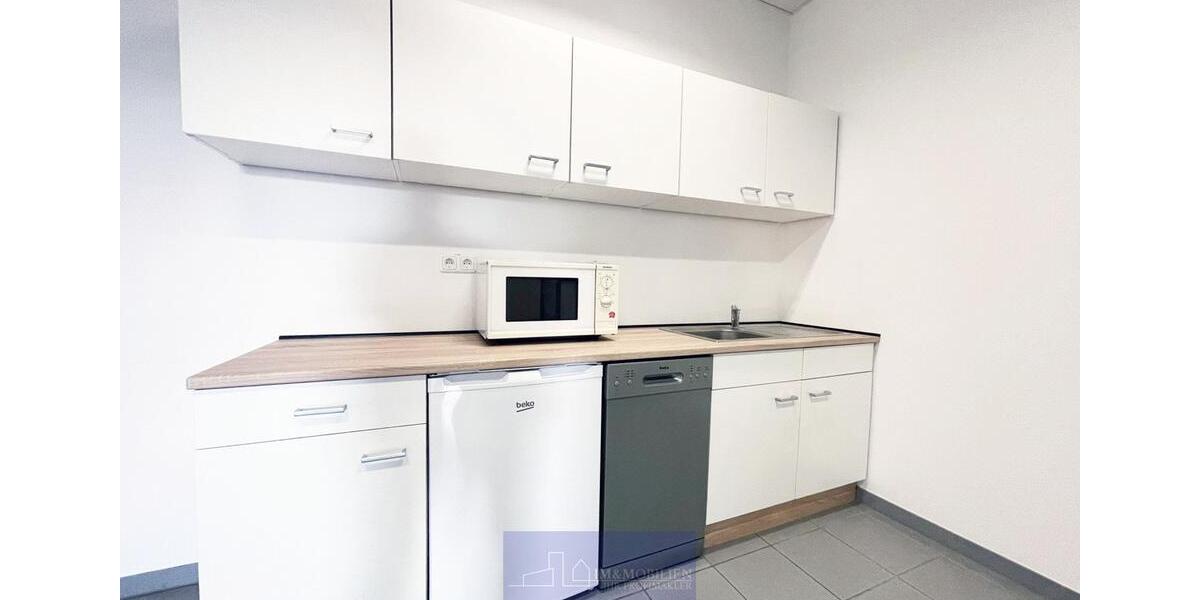 ERLANGEN WETTERKREUZ - BÜROS - TEEKÜCHE - PARKPLÄTZE - BAB 373ÖPNVAIRPORT zimmer