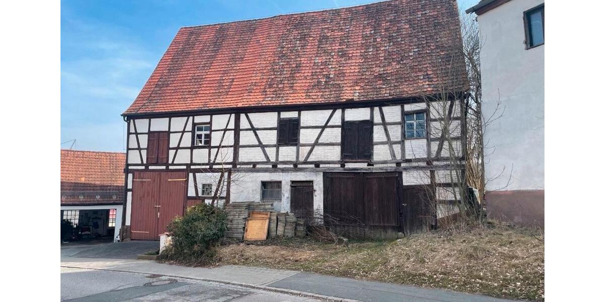 Bauernhaus, Landhaus Burgthann - 8 Zimmer, 180 m&sup2;, 82.500&euro; | Angebot:27122512
