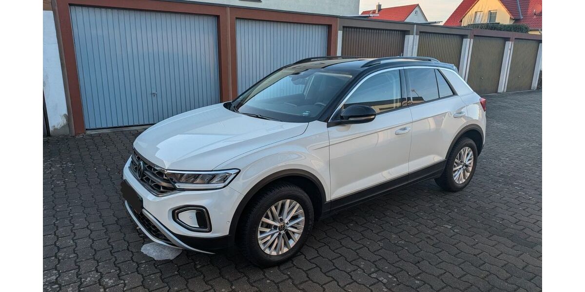 VW T-Roc 12.000 km 25.999 &euro; Herzogenaurach 91074