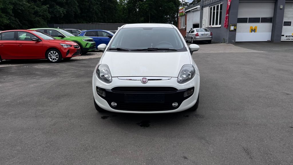 Fiat Punto 118.445 km 2.699 &euro; Schwanstetten 90596