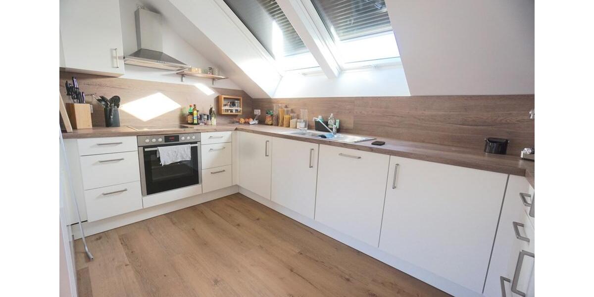 Herrliche 3-Zimmer-Whg., Aufzug, Tiefgarage, hochwertige Ausstattung, Küche, wunderschöne Dachloggia 3 zimmer