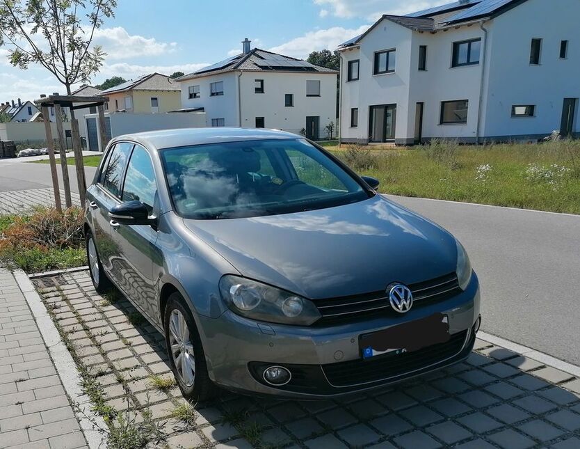 VW Golf 164.000 km 5.200 € Allersberg 90584