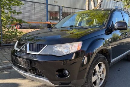 Mitsubishi Outlander 194.000 km 2.500 &euro; Feucht 90537