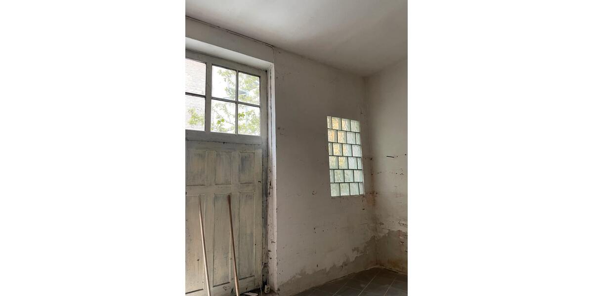 Etagenwohnung Nürnberg Sankt Leonhard - 8 Zimmer, 200 m&sup2;, 300.000&euro; | Angebot:27007176
