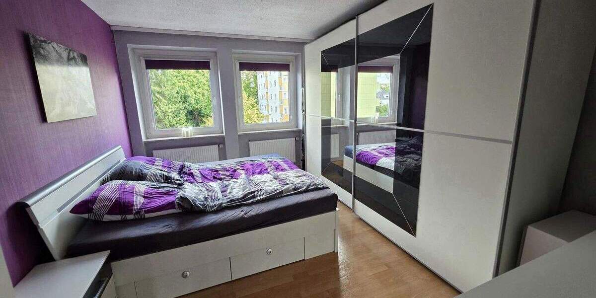 Gepflegte 3-Zimmer-Wohnung mit Garage - Bad & Leitungen erneuert, hohe Rücklagen 3 zimmer