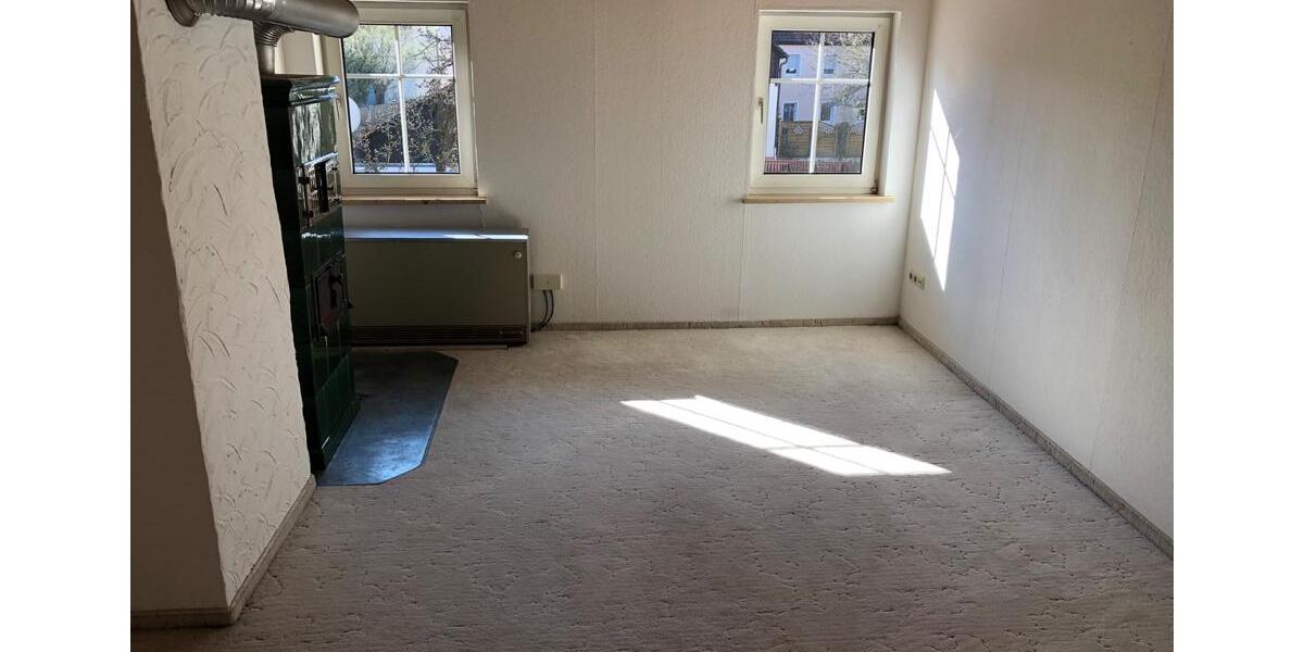 Etagenwohnung Roth - 4 Zimmer, 90 m&sup2;, 520&euro; | Angebot:26427234