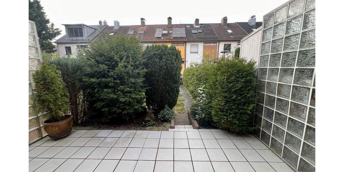 Reihenmittelhaus Nürnberg Eibach - 4 Zimmer, 110 m&sup2;, 399.000&euro; | Angebot:24775172