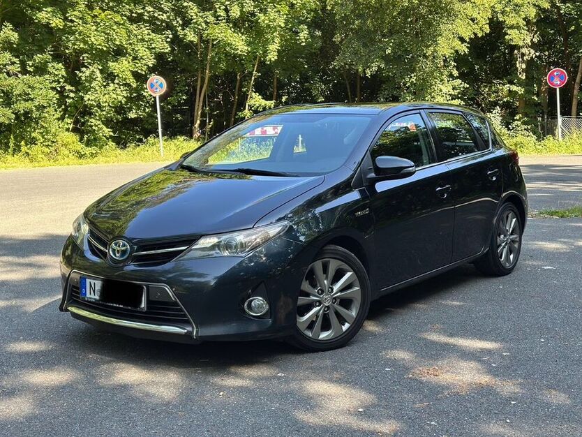 Auris