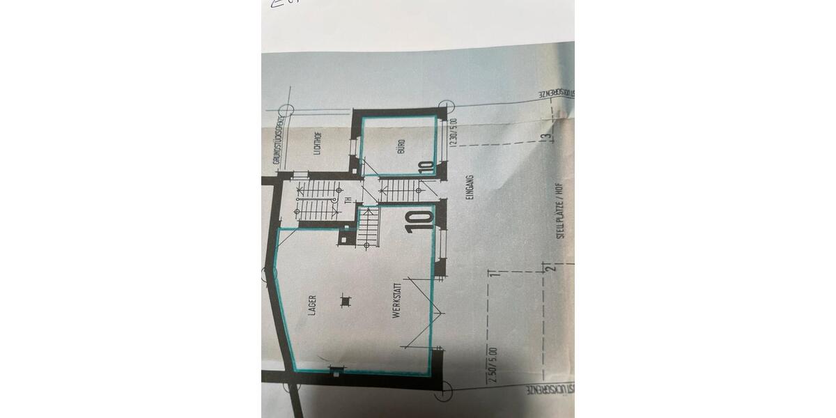 Etagenwohnung Nürnberg Sankt Leonhard - 8 Zimmer, 200 m&sup2;, 300.000&euro; | Angebot:27007176