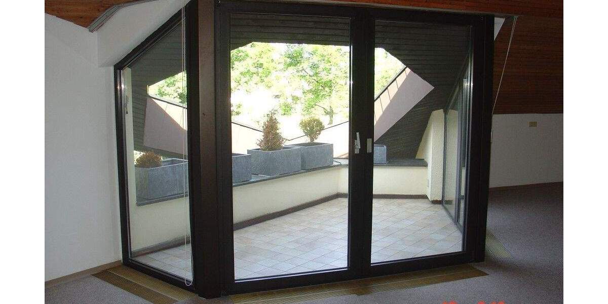 Einzigartiges Architektenhaus mit ELW auf parkähnlichem Grundstück 8 zimmer