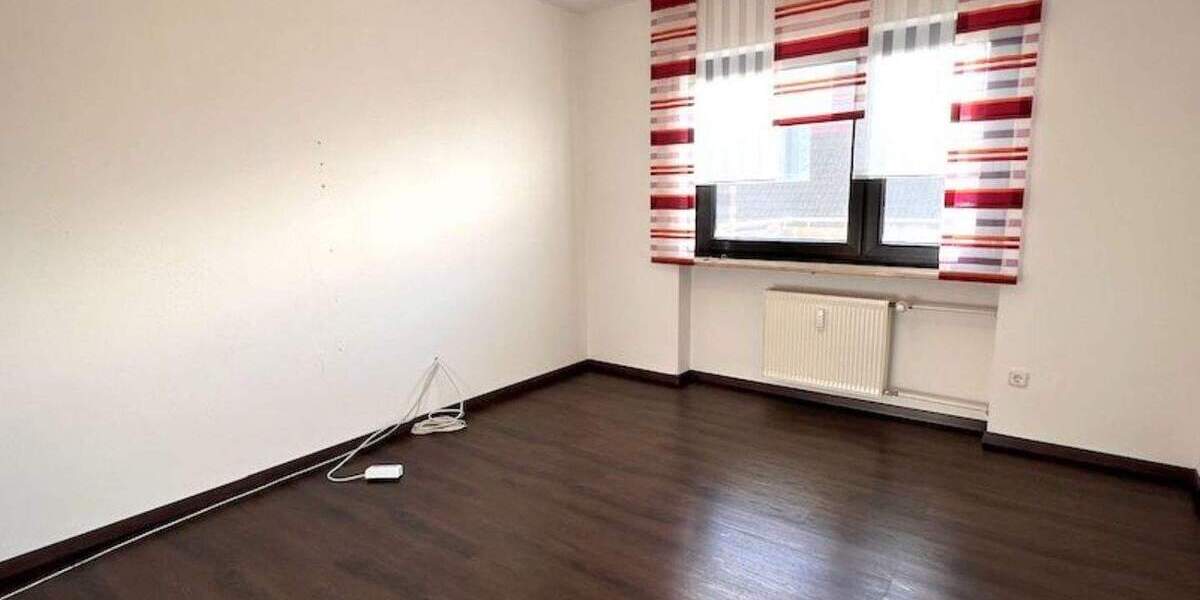 Etagenwohnung Pyrbaum - 4 Zimmer, 111 m&sup2;, 379.000&euro; | Angebot:25662843