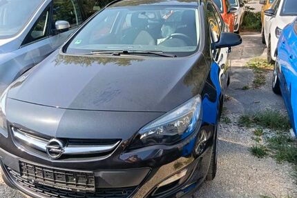 Opel Astra 99.000 km 5.950 € Nürnberg 90469