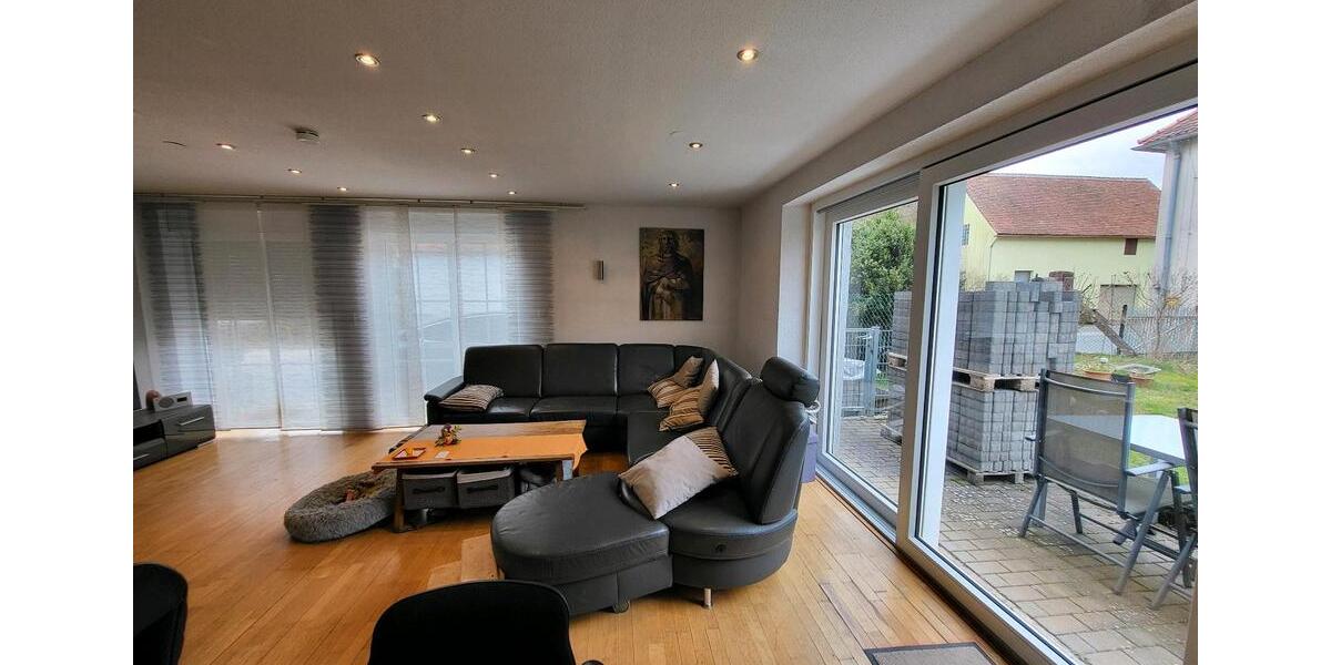 Mehrfamilienhaus, Wohnhaus Heilsbronn - 6 Zimmer, 206 m&sup2;, 235.000&euro; | Angebot:26372357