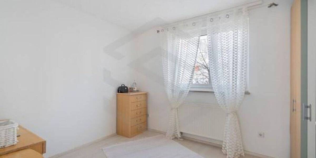 Reihenmittelhaus Nürnberg Großreuth b Schweinau - 5 Zimmer, 138 m&sup2;, 739.000&euro; | Angebot:26253565