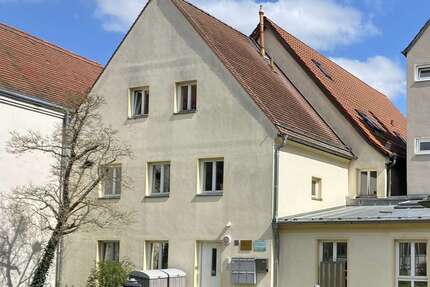 Haus Roth - 14 Zimmer, 386 m&sup2;, 849.000&euro; | Angebot:27125905
