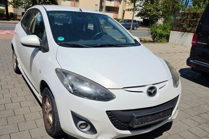 Mazda 2 227.334 km 1.200 &euro; Röthenbach 90552