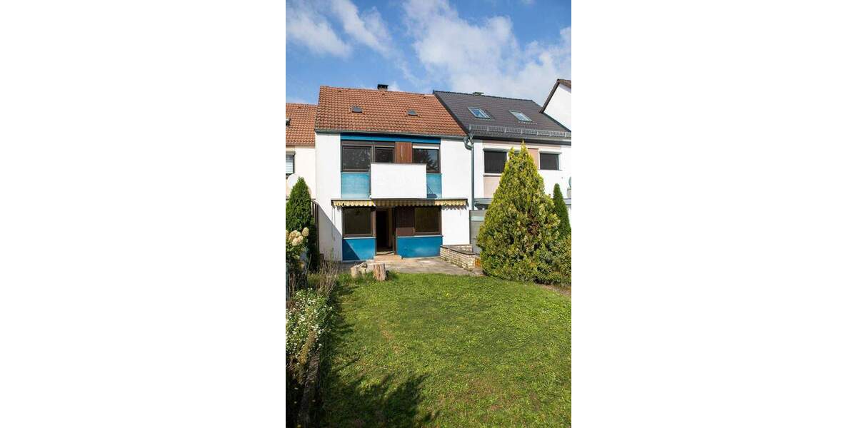 Reihenhaus in Top-Lage: großzügige Ausbaureserve im Dachgeschoss, leerstehend und provisionsfrei! 5 zimmer