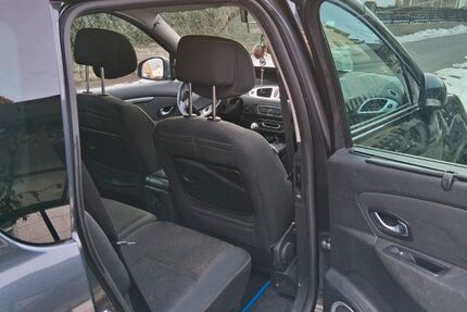 Renault Scenic 209.000 km 2.550 &euro; Schnaittach 91220