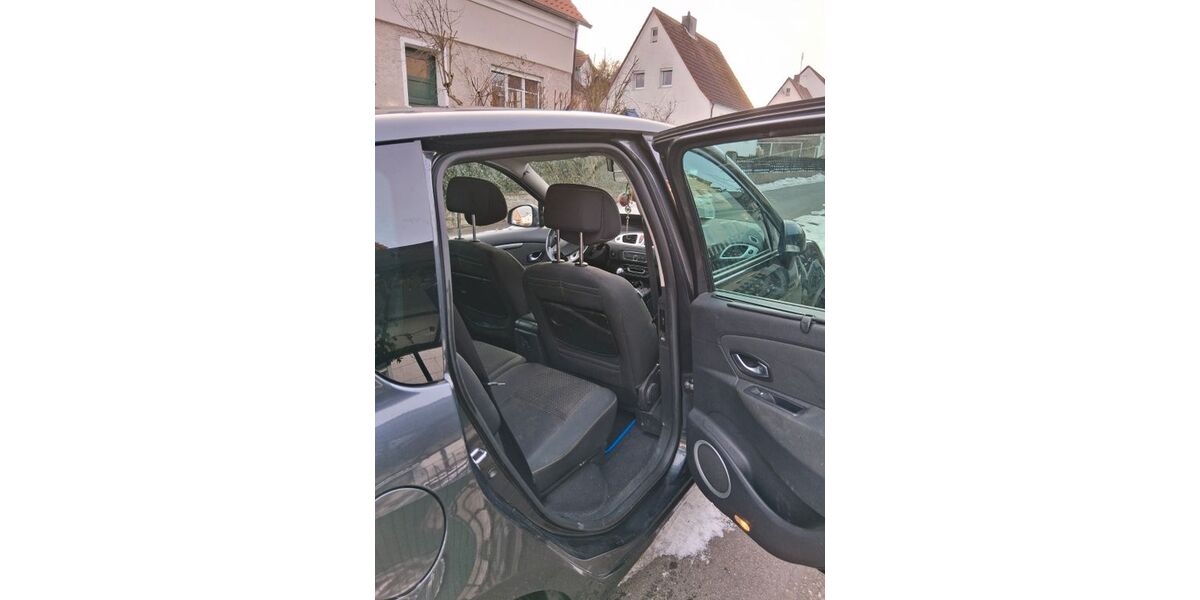 Renault Scenic 209.000 km 2.550 &euro; Schnaittach 91220