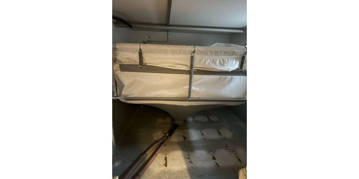 Kinderfreundliches, sehr helles EFH für eine große Familie mit 2 separaten Wohnungen - OHNE MAKLER 7 zimmer