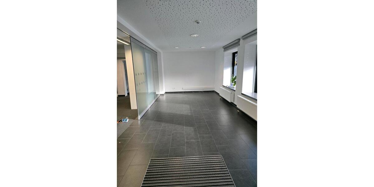 Büro, Laden, Praxis, Gewerbe zimmer