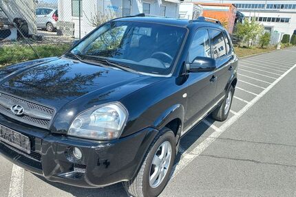 Hyundai TUCSON 129.863 km 4.950 &euro; Nürnberg 90431