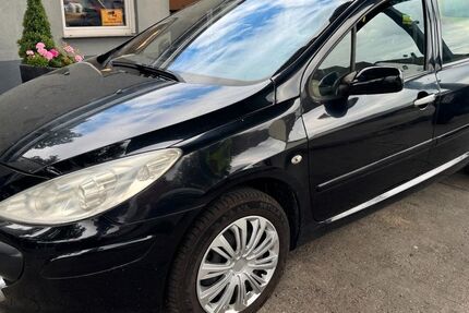 Peugeot 307 174.000 km 1.150 &euro; Nürnberg 90453