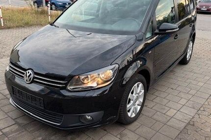VW Touran 134.500 km 10.998 &euro; Nürnberg 90475
